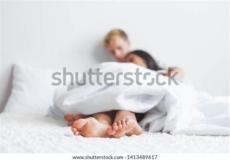 couples having sex|'couples.